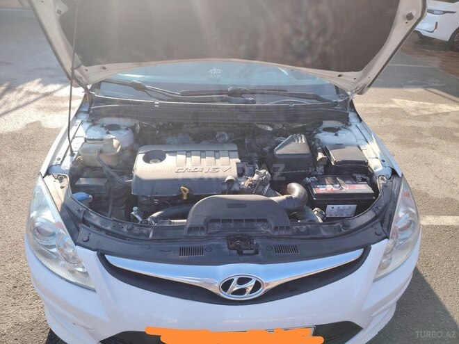 Hyundai i30 2010, 225,400 km - 1.6 л - Gəncə