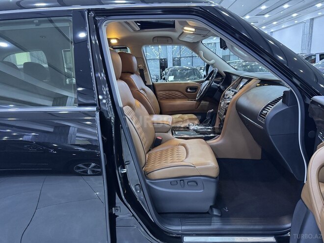 Infiniti QX80 2018, 138,300 km - 5.6 l - Bakı