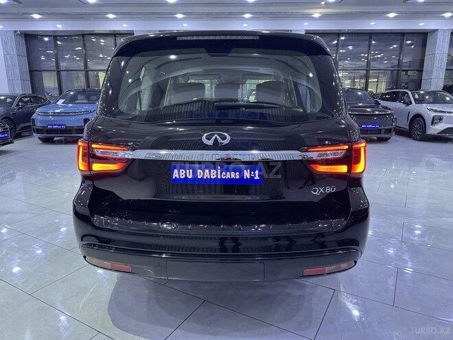 Infiniti QX80 2018, 138,300 km - 5.6 l - Bakı