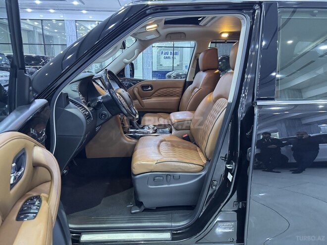 Infiniti QX80 2018, 138,300 km - 5.6 l - Bakı