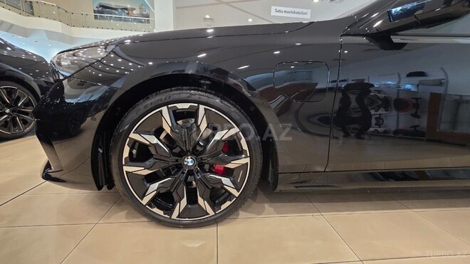 BMW 530e-10