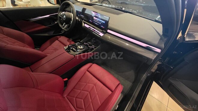 BMW 530e-15