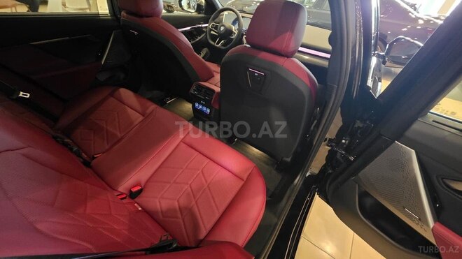 BMW 530e-13
