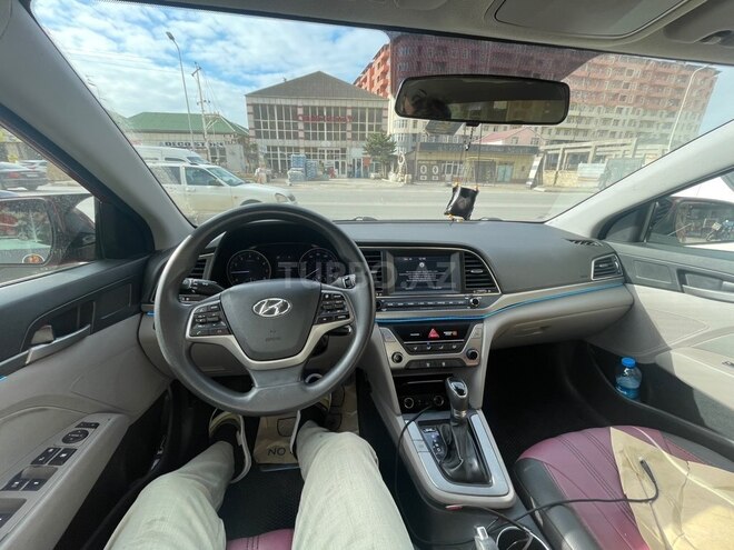 Hyundai Elantra 2017, 153,665 km - 2.0 л - Bakı