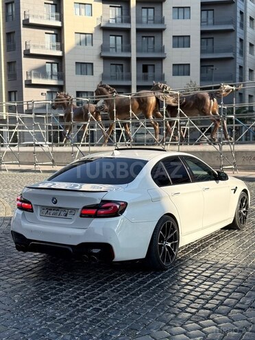 BMW 528-6