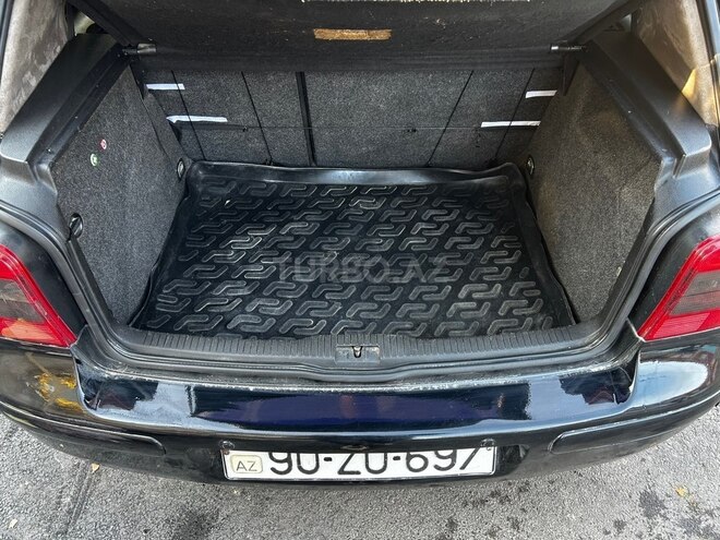 Volkswagen Golf 1998, 477,505 km - 1.6 l - Xırdalan