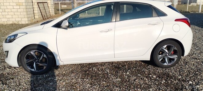 Hyundai i30 2012, 250,000 km - 1.6 l - Ağstafa