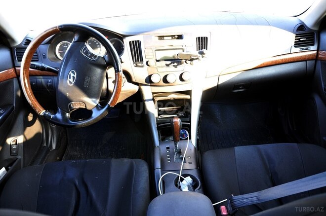 Hyundai Sonata 2009, 399,000 km - 2.0 л - Saatlı
