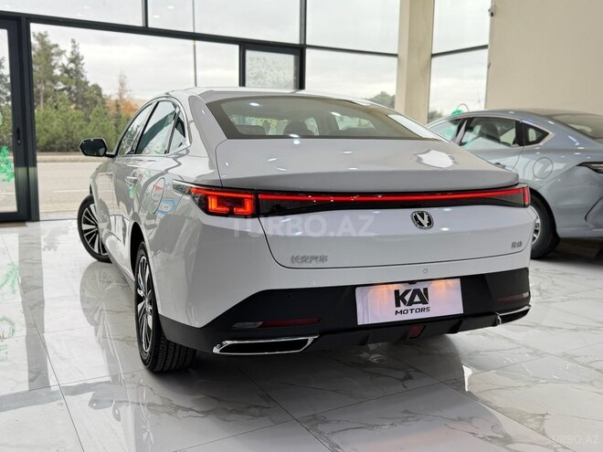 Changan Eado-6
