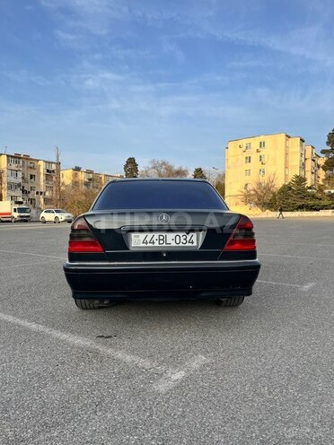 Mercedes C 280 1999, 260,000 km - 2.8 л - Bakı