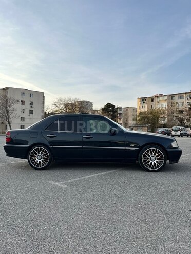 Mercedes C 280 1999, 260,000 km - 2.8 л - Bakı