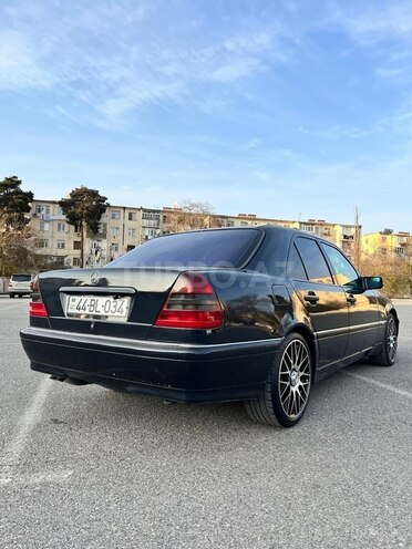 Mercedes C 280 1999, 260,000 km - 2.8 л - Bakı