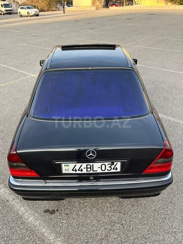 Mercedes C 280 1999, 260,000 km - 2.8 л - Bakı