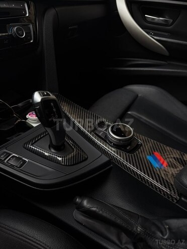 BMW 320-5