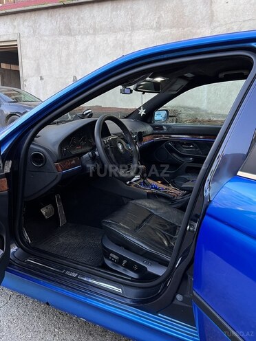 BMW 530-7