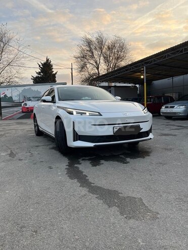 Changan Qiyuan A05 2025, 13,143 km - 1.5 л - Bakı