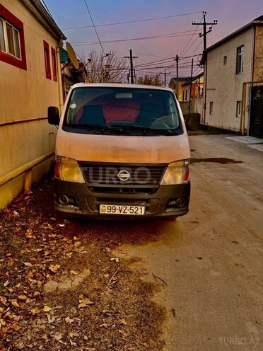 Nissan Urvan 2007, 365,068 km - 3.0 l - Bakı