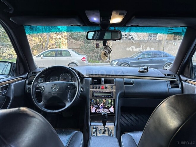 Mercedes E 270 2000, 412,454 km - 2.7 l - Bakı