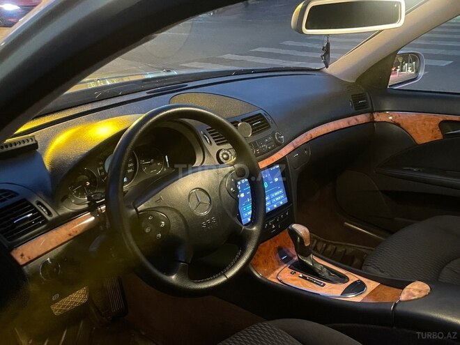 Mercedes E 220 2005, 389,000 km - 2.2 l - Bakı