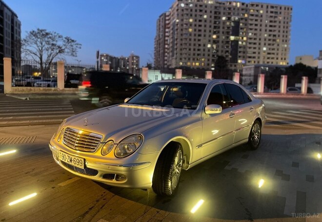 Mercedes E 220 2005, 389,000 km - 2.2 l - Bakı