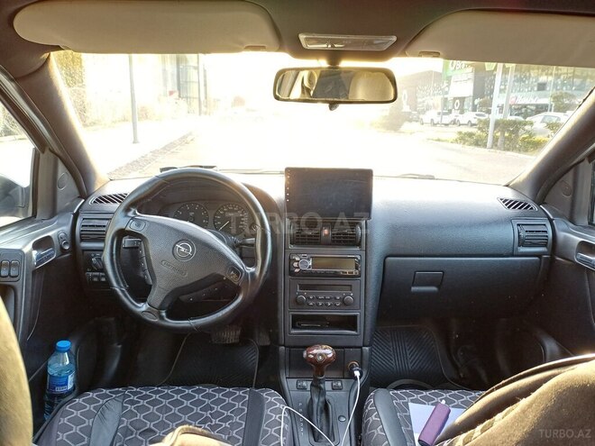 Opel Astra-9