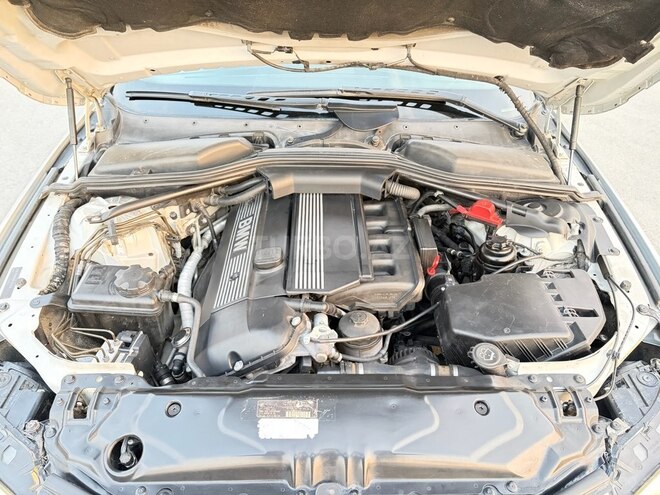 BMW 525 2004, 355,000 km - 2.5 l - Bakı