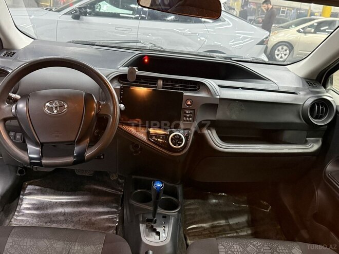 Toyota Aqua 2019, 224,000 km - 1.5 л - Bakı