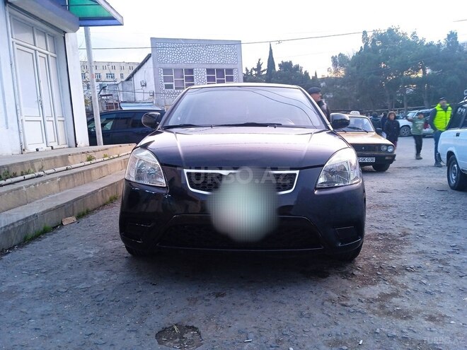 Kia Rio 2010, 288,488 km - 1.4 л - Bakı