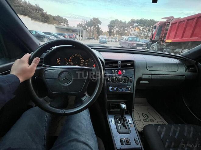 Mercedes C 220 1998, 614,000 km - 2.2 l - Bakı