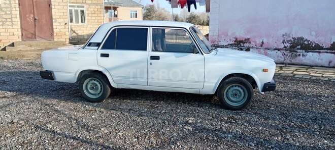 LADA (VAZ) 2107 2007, 300,000 km - 1.6 л - Sabirabad