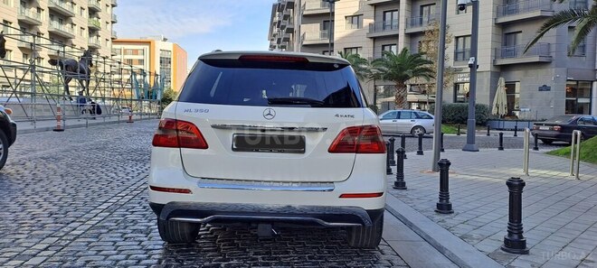 Mercedes ML 350 4MATIC-2