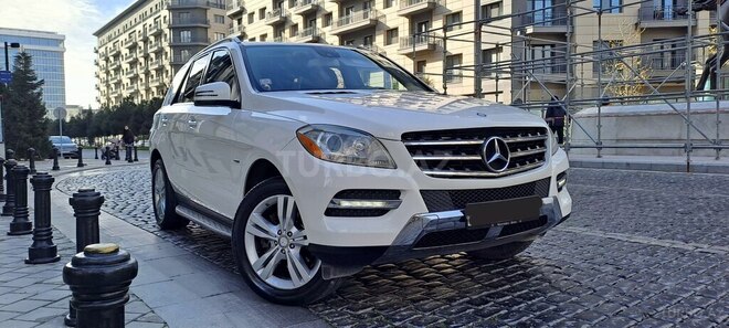 Mercedes ML 350 4MATIC-10