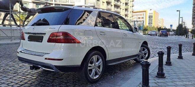 Mercedes ML 350 4MATIC-11