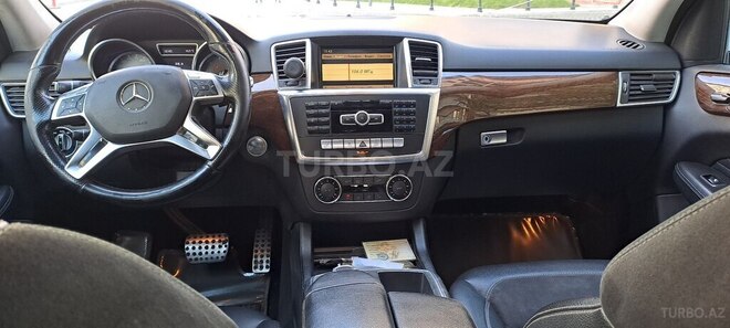 Mercedes ML 350 4MATIC-14