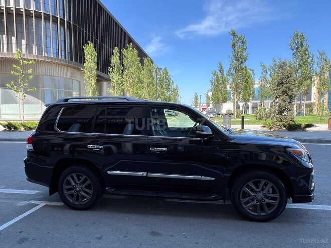 Lexus LX 570 2013, 130,000 km - 5.7 l - Bakı