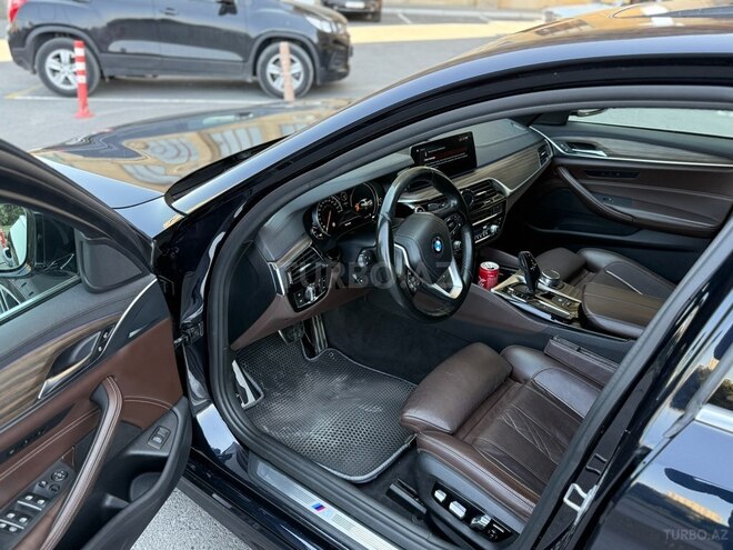 BMW 520 2018, 281,180 km - 2.0 л - Bakı