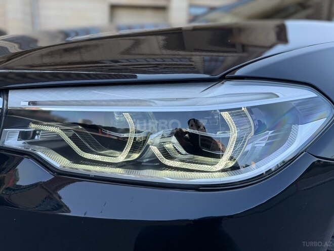 BMW 520 2018, 281,180 km - 2.0 л - Bakı