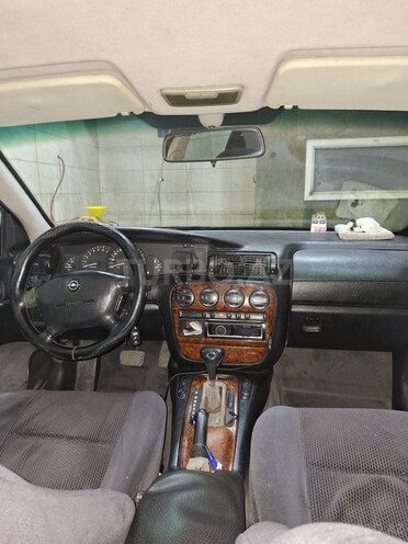 Opel Omega 1998, 190,000 km - 2.0 л - Bakı