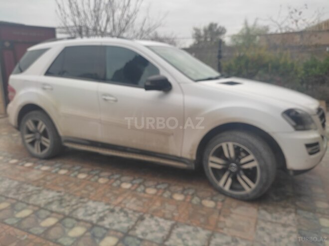 Mercedes ML 350 4MATIC-4