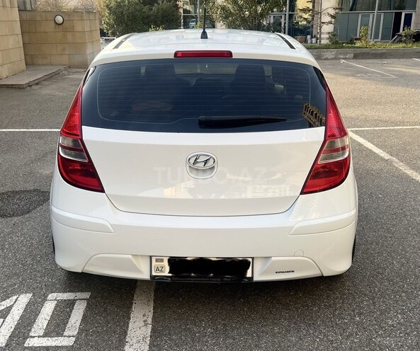 Hyundai i30 2010, 263,000 km - 1.4 l - Bakı