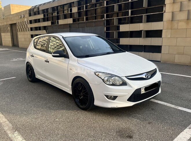 Hyundai i30 2010, 263,000 km - 1.4 l - Bakı