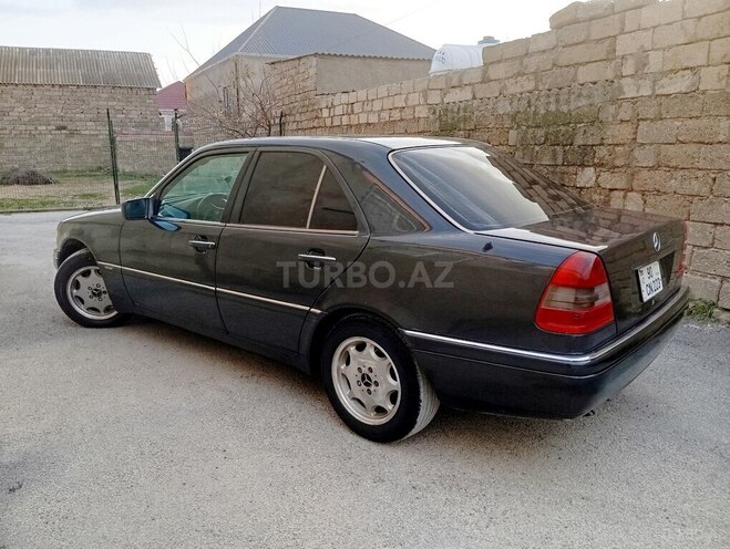 Mercedes C 200 1996, 285,254 km - 2.0 л - Bakı