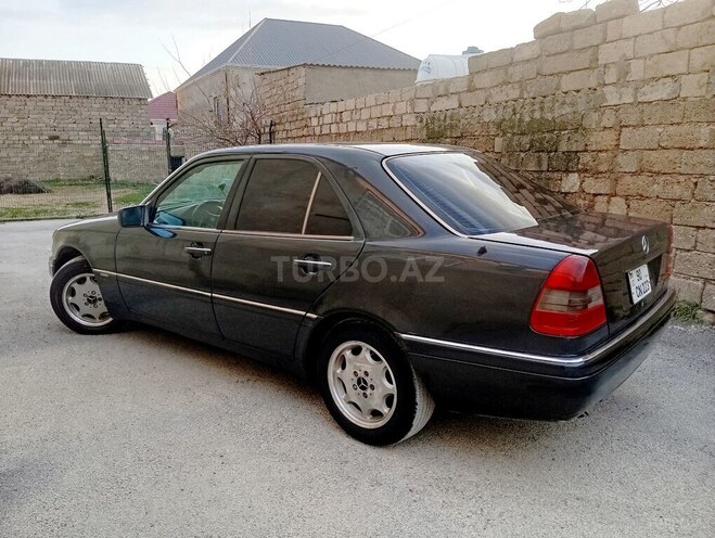 Mercedes C 200 1996, 285,254 km - 2.0 л - Bakı