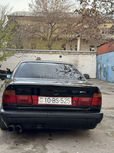 BMW 525-6