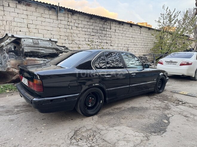 BMW 525-7