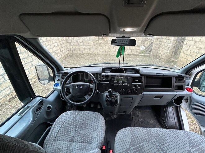 Ford Transit 2011, 403,000 km - 2.4 л - Şabran