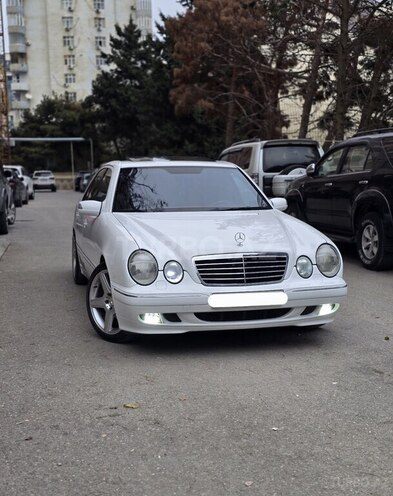 Mercedes E 320 2000, 358,948 km - 3.2 l - Bakı