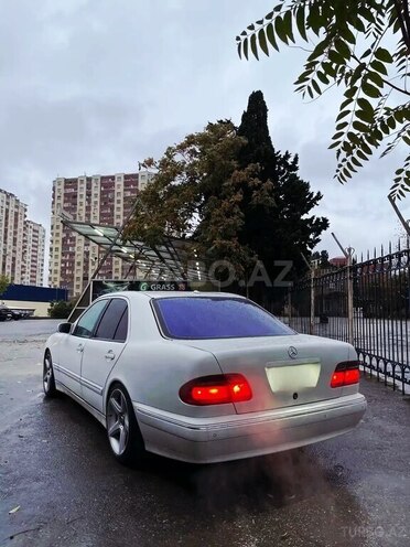 Mercedes E 320 2000, 358,948 km - 3.2 l - Bakı