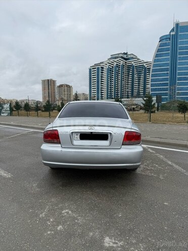 Hyundai Sonata 2003, 319,500 km - 2.0 l - Bakı