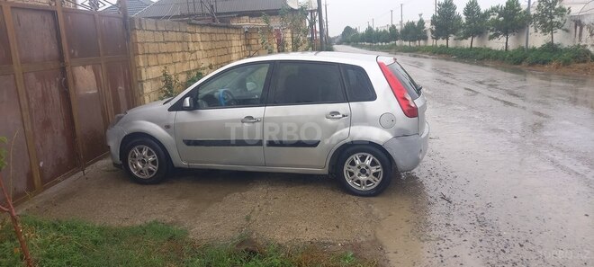 Ford Fiesta-8